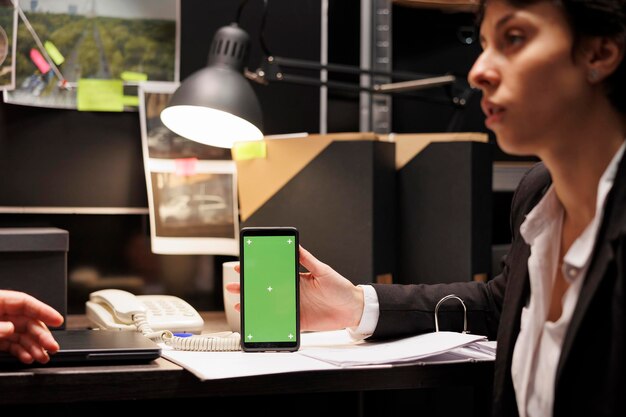 Hiring a Mobile Application Developer: How to Ensure Quality and Timely Delivery